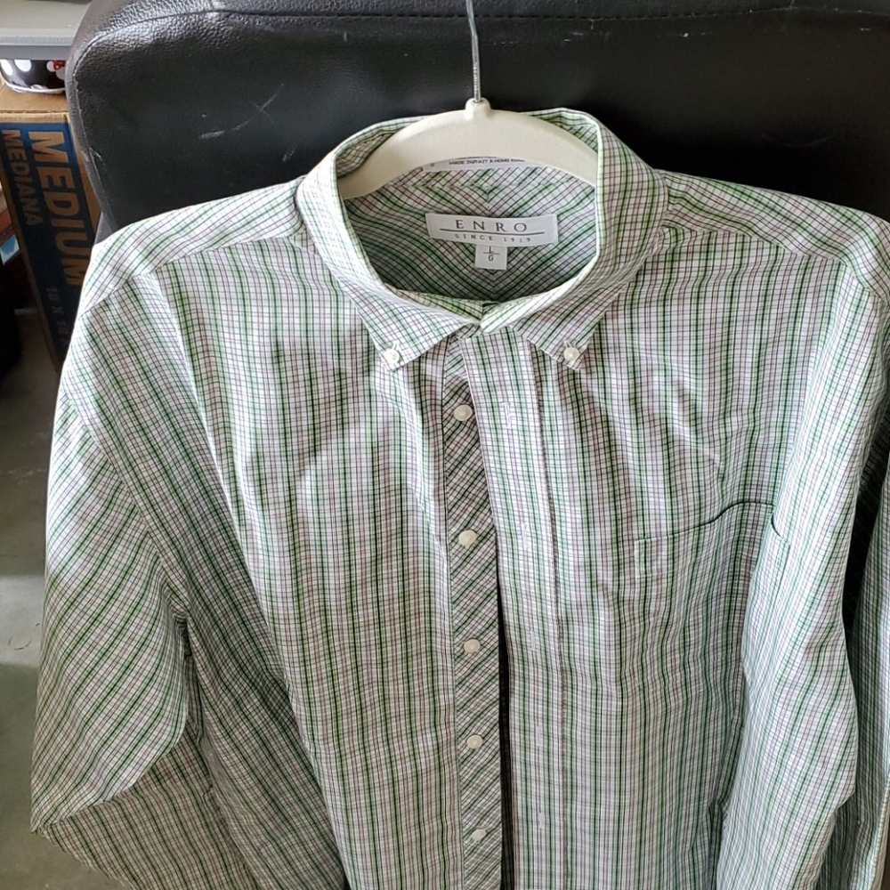 Men's dress shirt